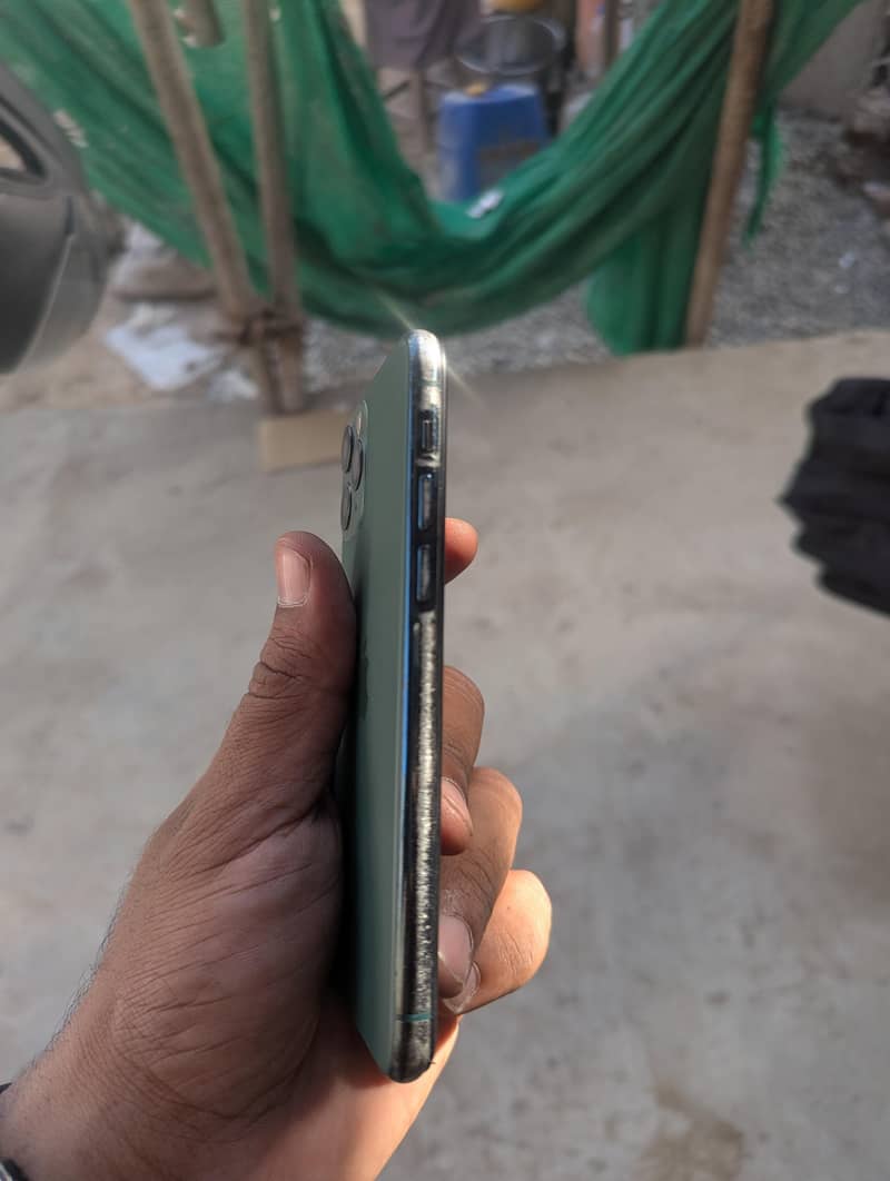 iphon 11 pro 2