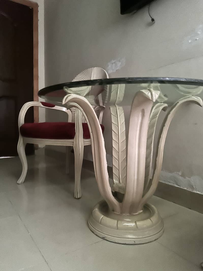 Chairs and table 7