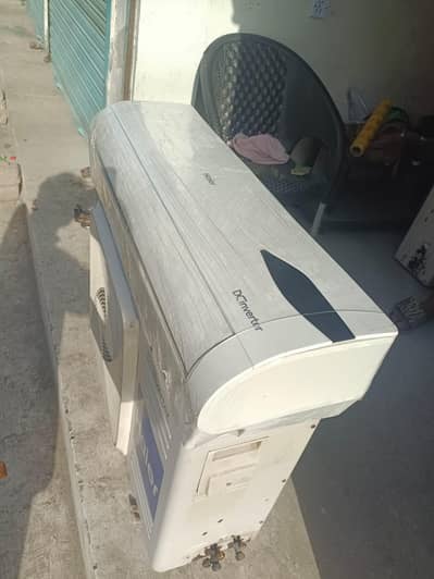 HAIER 1 TON DC INVTR HEET and cool 