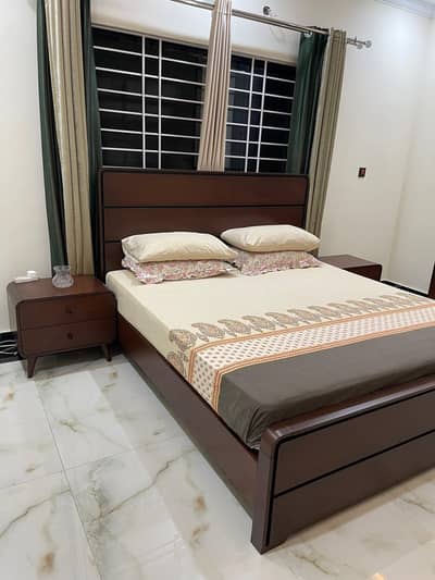 Wooden bed set