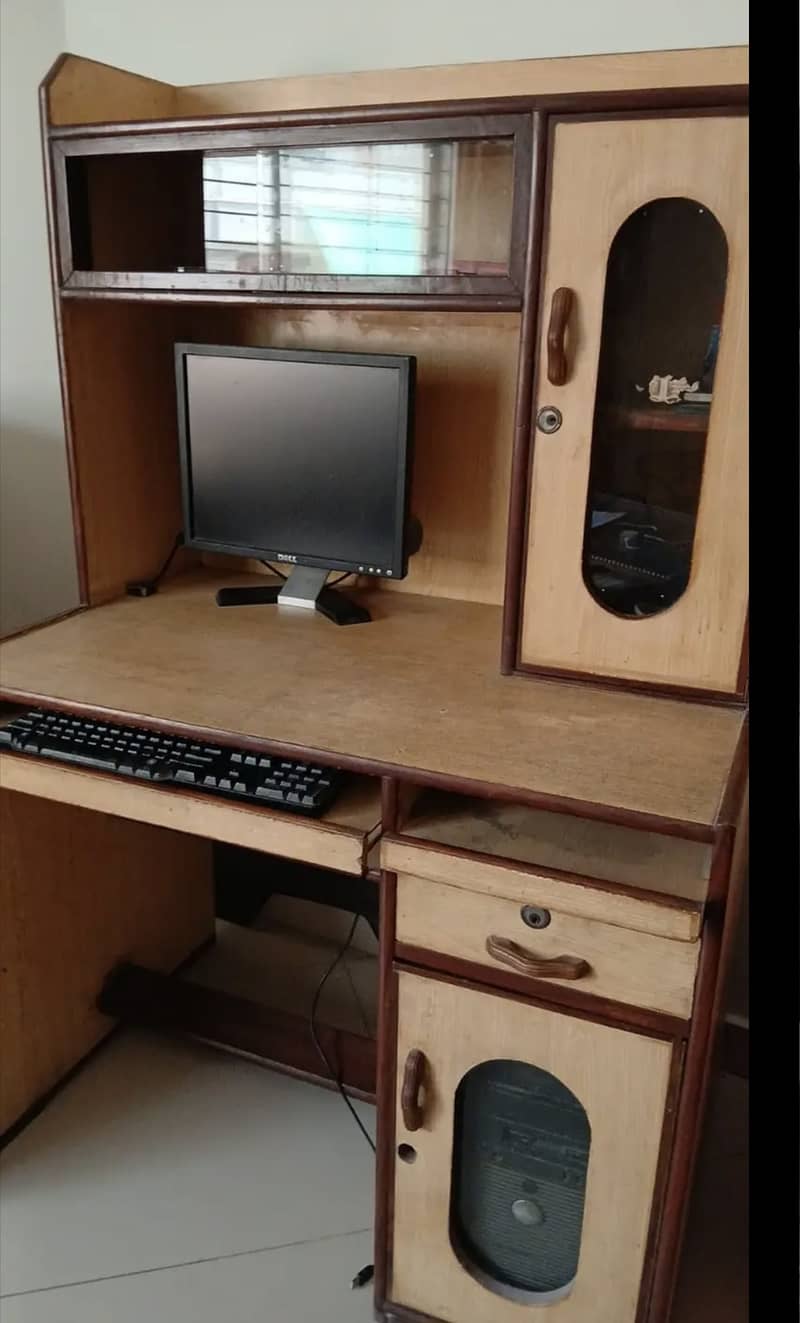 Computer Table / Study Table 0