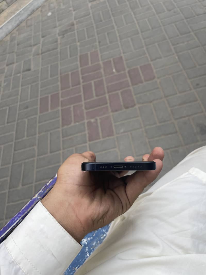 Iphone 12 4