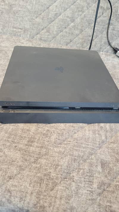 PS4 standard edition with games urgent sale