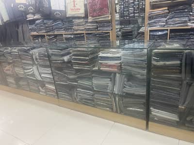 Glass counter