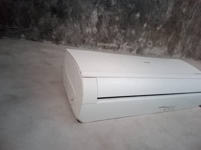Ac DC inverter 1.5 for saleO3_276946636Only Whatsapp