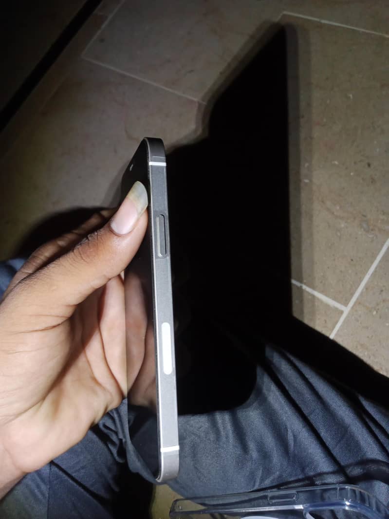 iphone 12 3