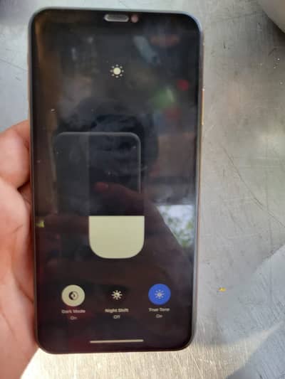 I phone xs max pta approved dual sim golden colour all okay