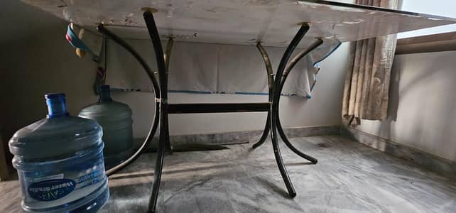 selling dining table