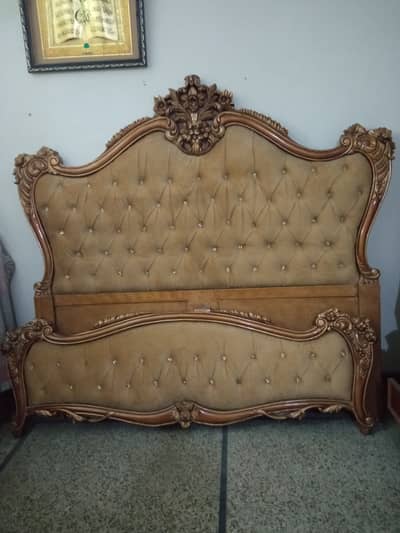 Almost brand new bed of talli,use just few days