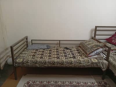 BUNK BED.