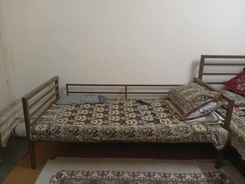 BUNK BED. 0