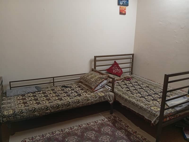 BUNK BED. 3