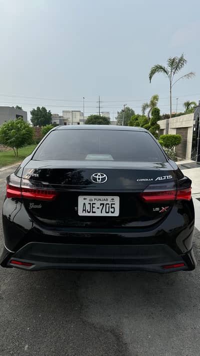 Toyota altis grande