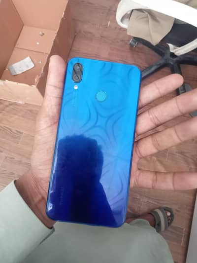 Huawei nova 3i  4gb 128gb exchange  posiball