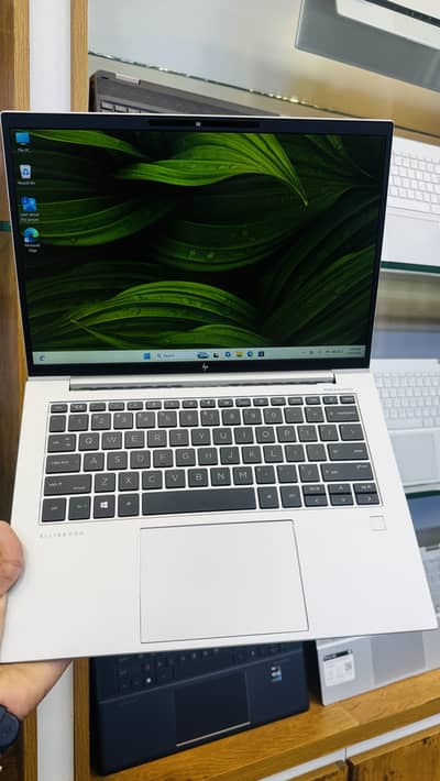 HP EliteBook 845 G9 (Ryzen 5 PRO 6650U | 16GB RAM | 256GB SSD) 