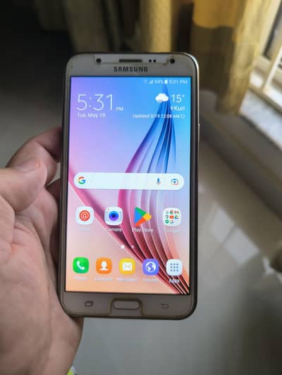 Samsung J7 for sale. l