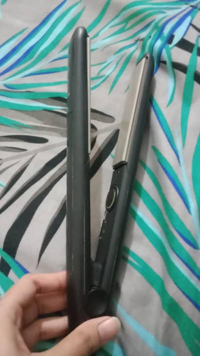 Remington S3500 hair straightener ceramic 230