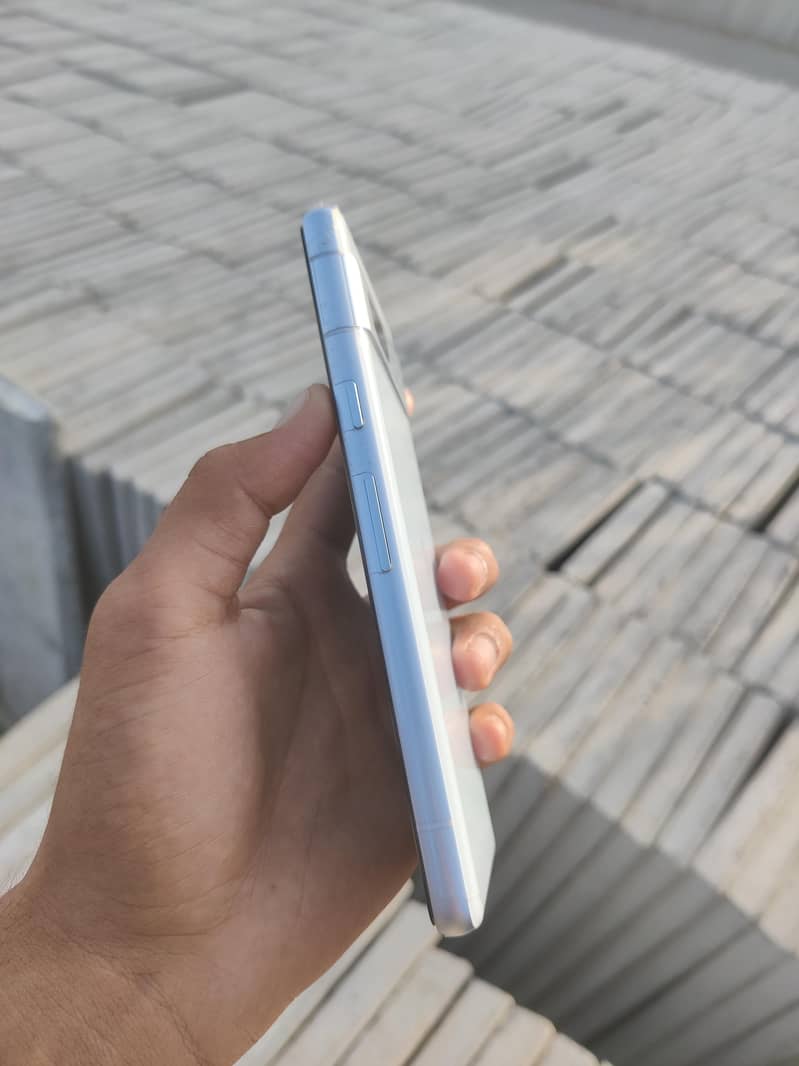 Google Pixel 7a 3