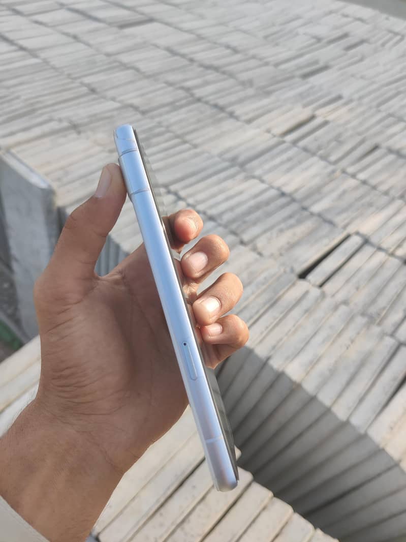 Google Pixel 7a 4