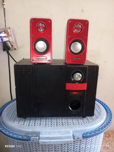 Xtreme 2.1 sounds system Bluetooth behteren awaz h ek room k Liye best