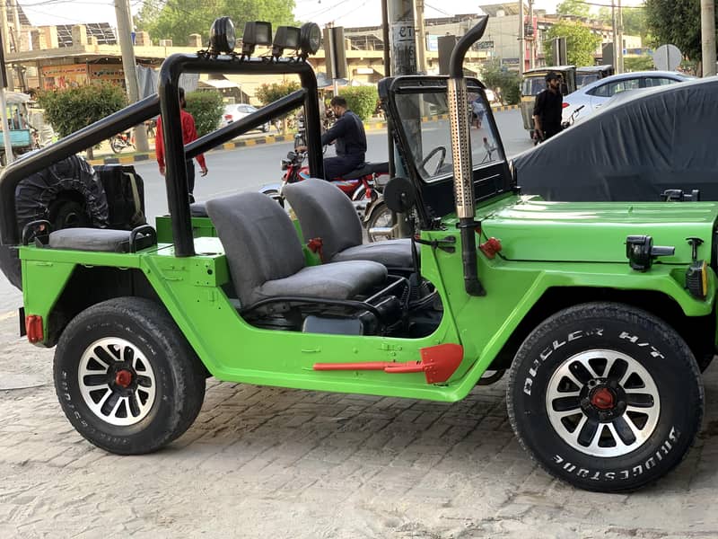 Comando JEEP. 12