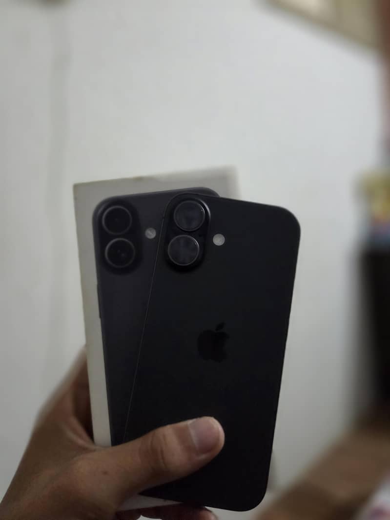 IPHONE 17 0