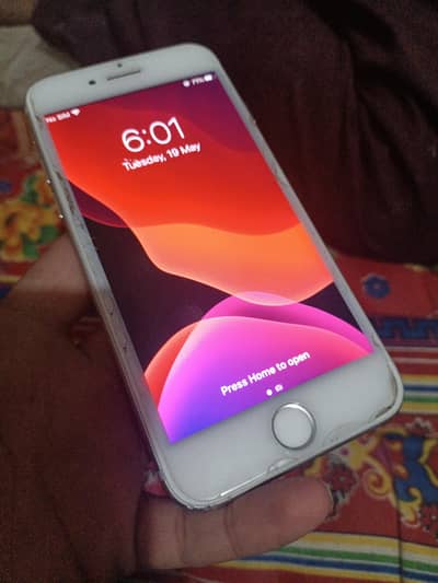iphone 7 brand new condition California designed