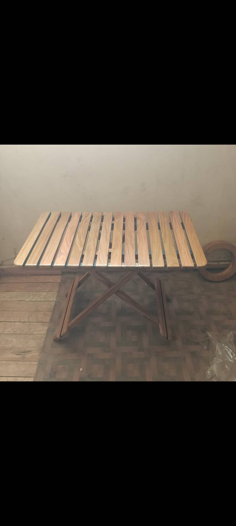 Folding table. 4