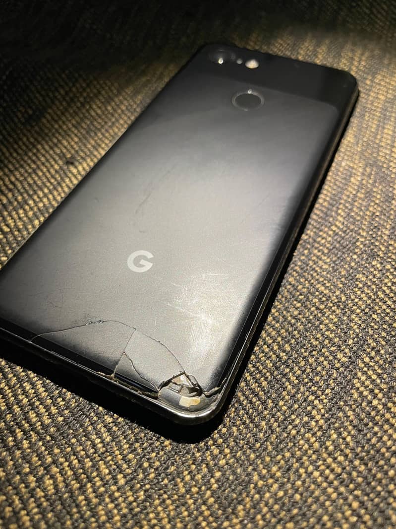 Google Pixel 3 Gaming + Camera Device 8