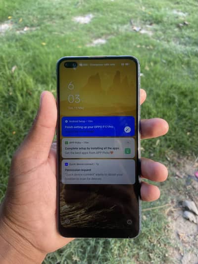 Phone acha ha onle lena wala phone kare bs time vst door