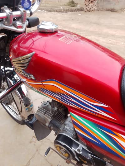 1 motorcycle