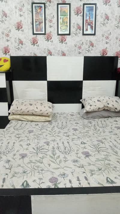 Bed - Wooden Bed - Luxury bed - bed With Side Tables