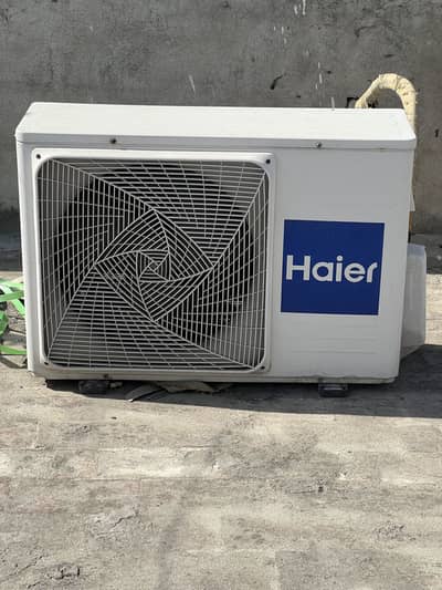 Haier 1 Ton Ac in Good Condition