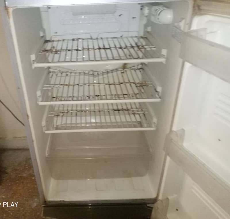 Refrigerator 1