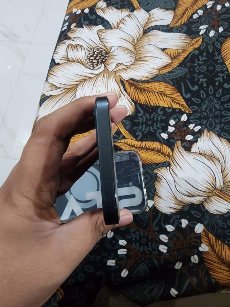 iphone 12 Pro 7
