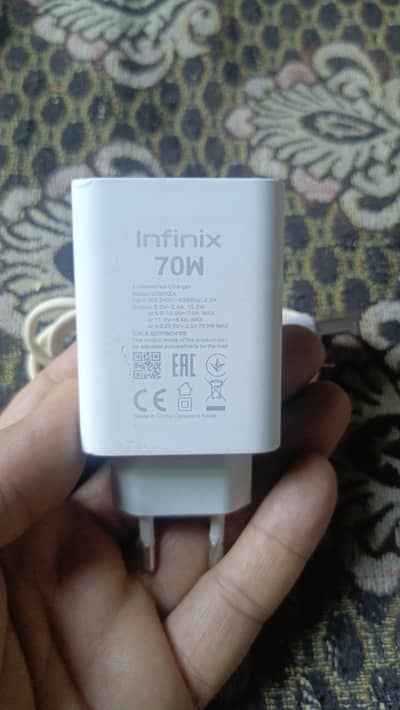 infinix ka 70W  orgnial charger