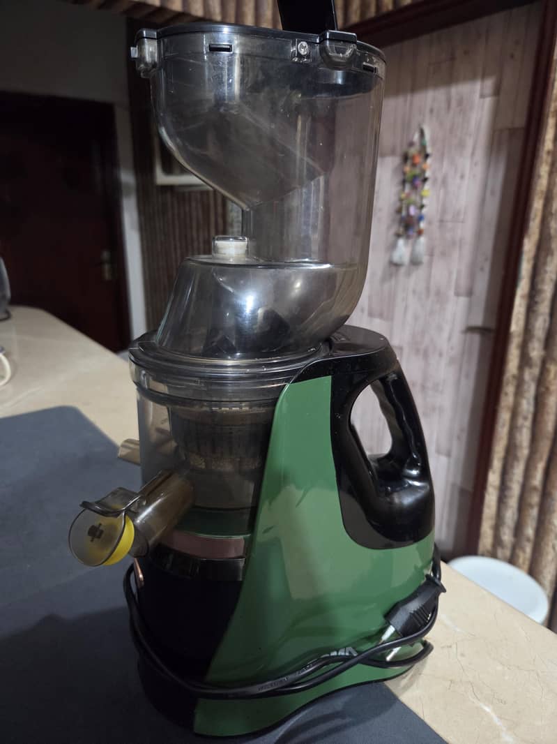 juicer machine 0