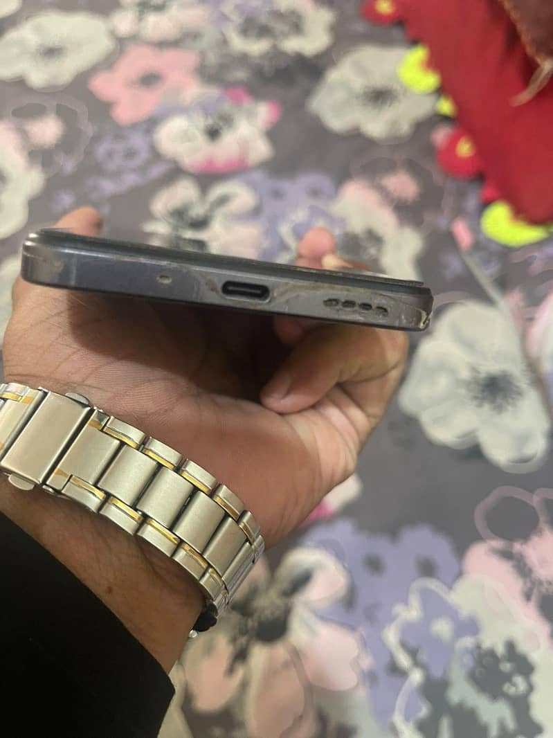 Realme C75 5
