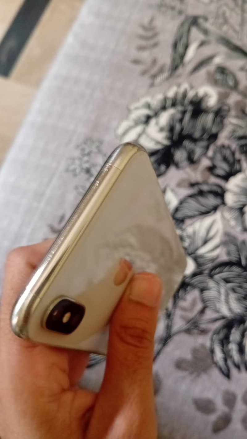 Apple iPhone X 1