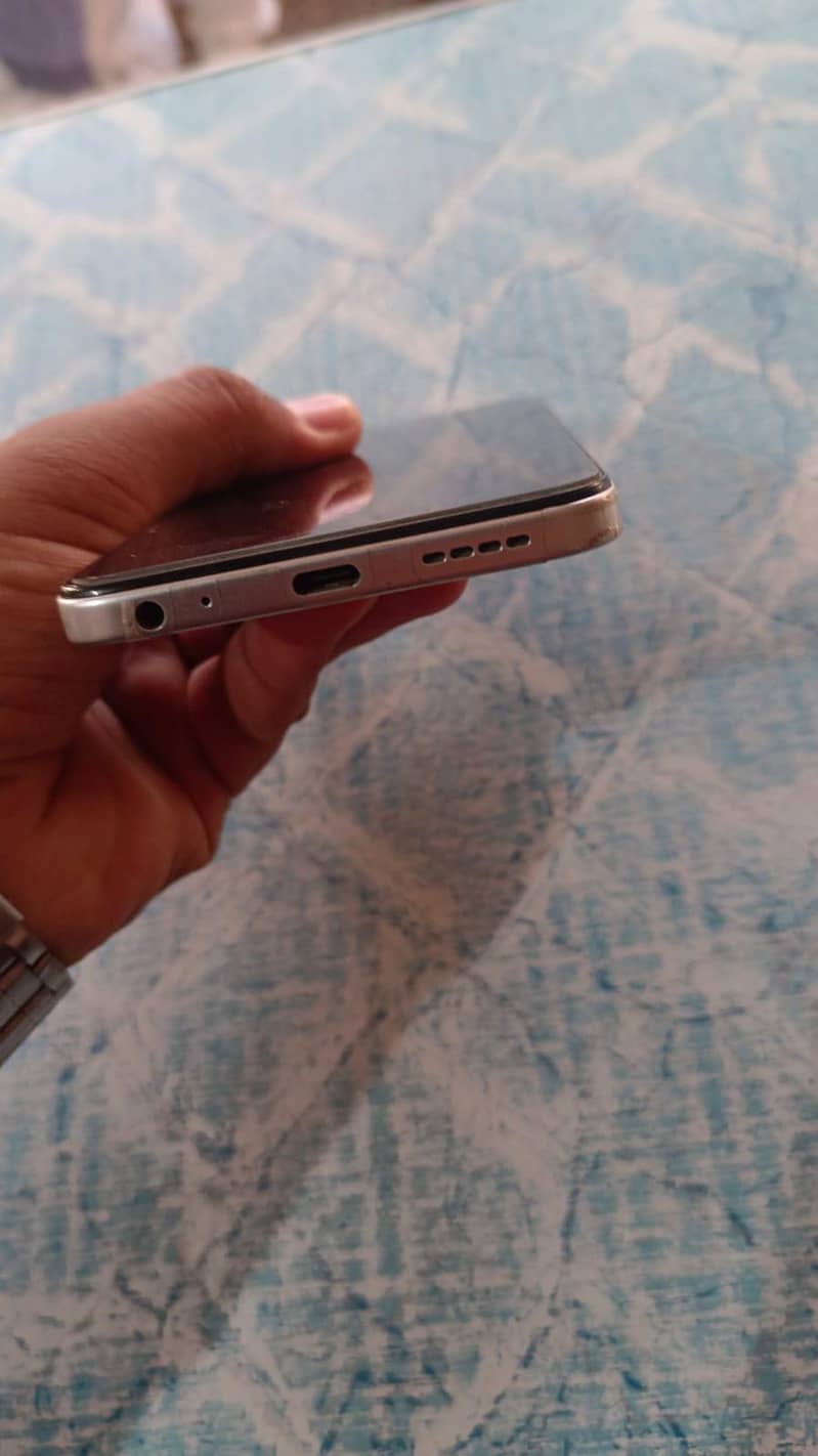 Infinix 3