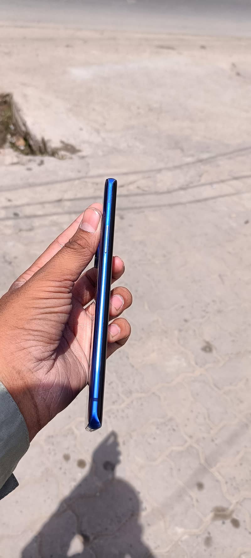 one plus 8pro 12/256 1