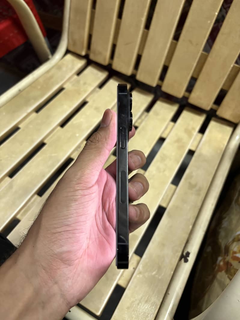 iphone 14 pro jv 3