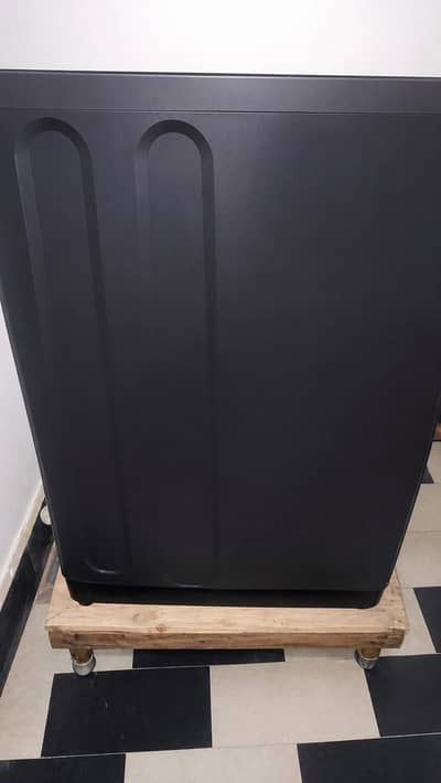 HAIER AUTO MATIC MACHINE