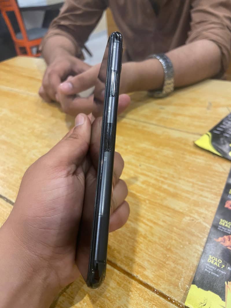 Iphone 11 Pro Max 3