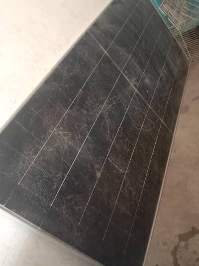 Jinko 620 Watt Solar Plate