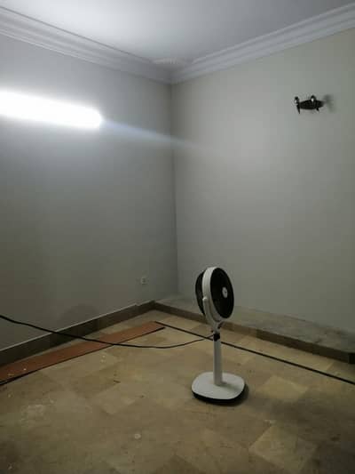 Rent 120ghz 2bed. d. d ground Alladin park k samne Rashid minhas road