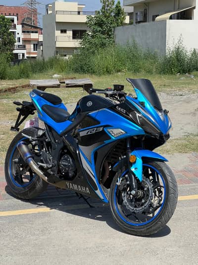 Yamaha R3