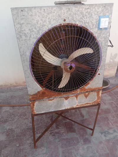 Used 12 volt Cooler