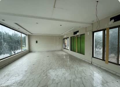 5 Marla Commercial Hall For Rent In Bahria Lahore