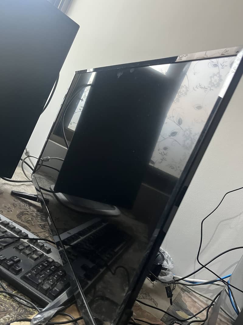 Orient hd screen (with box) 3